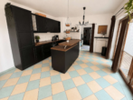 Küche Nebenhaus EG - Attraktives Wohn- und Geschäftshaus mit Rehazentrum und drei Maisonettewohnungen in Dresden