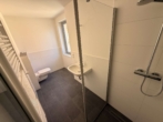 Badezimmer im Obergeschoss - Mehr Raum für dich – 2-Etagen-Wohnung für dein nächstes Kapitel